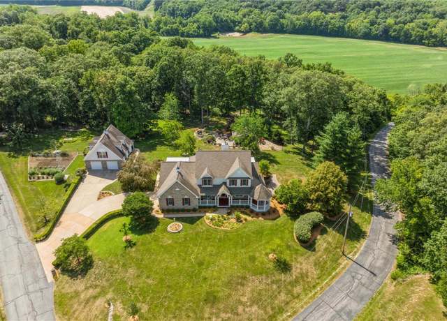 Property at 1605 High Sierra Dr, Foristell, MO 63348, 4 beds, 5.5 baths