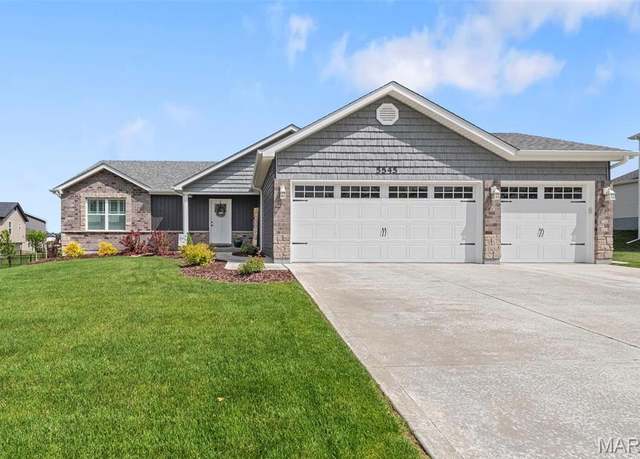 Property at 5545 Autumn Trace Pkwy, Wentzville, MO 63385, 3 beds, 2 baths