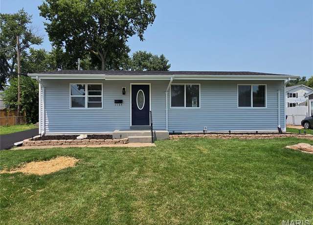 Property at 1135 Campion Ln, St Louis, MO 63031, 3 beds, 1.5 baths