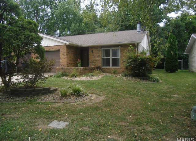Property at 650 Fort Henry Rd, Belleville, IL 62221, 2 beds, 1 bath