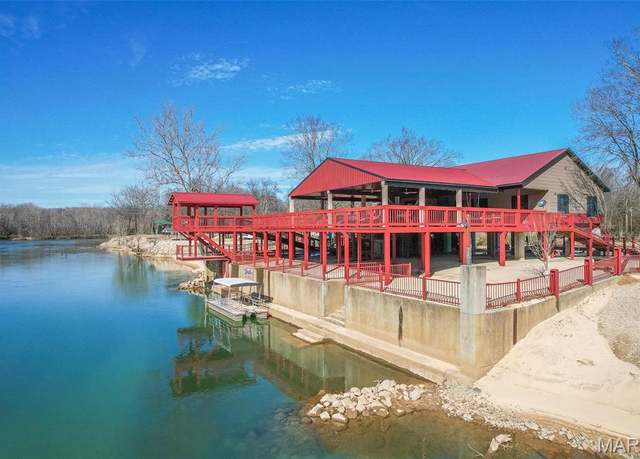 Property at 1585 River Valley Rd, Doniphan, MO 63935, 4 beds, 2.5 baths