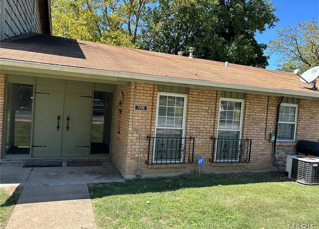 Property at 7299 N Hanley Rd Unit B, Hazelwood, MO 63042, 2 beds, 1 bath