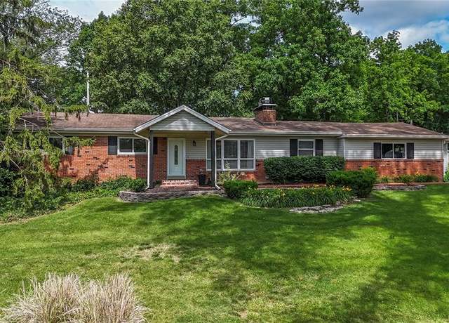 Property at 6 Fawnwood Dr, St Louis, MO 63128, 3 beds, 1.5 baths