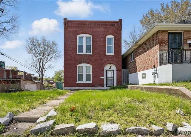 Property at 3645 Oregon Ave, St Louis, MO 63118, 4 beds, 2.5 baths