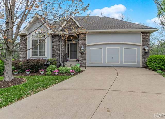 Property at 1204 Cobblestone Ter, Lake St Louis, MO 63367, 3 beds, 3 baths