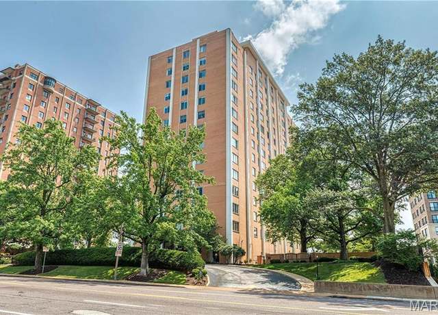 Property at 900 S Hanley Rd Unit 15E, Clayton, MO 63105, 4 beds, 4 baths