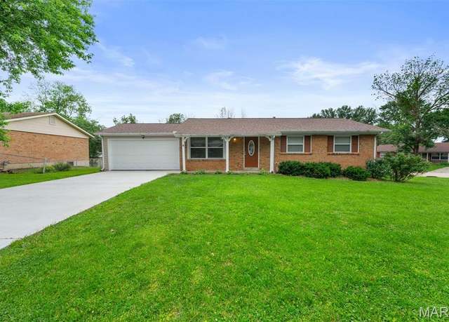 Property at 3140 Stonehenge Dr, St Charles, MO 63303, 3 beds, 2 baths