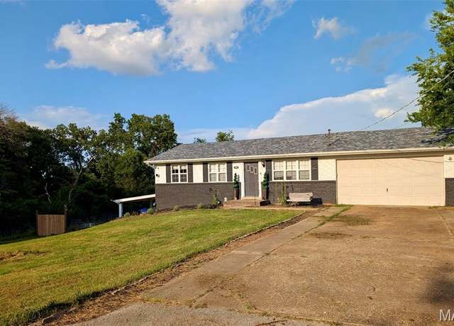 Property at 4600 Sassafras Ln, Imperial, MO 63052, 3 beds, 2.5 baths