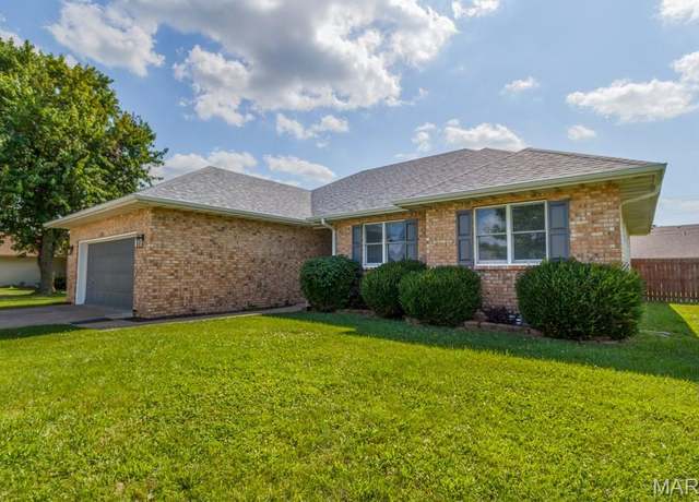 Property at 2825 Lafayette Ave, Lebanon, MO 65536, 3 beds, 2 baths