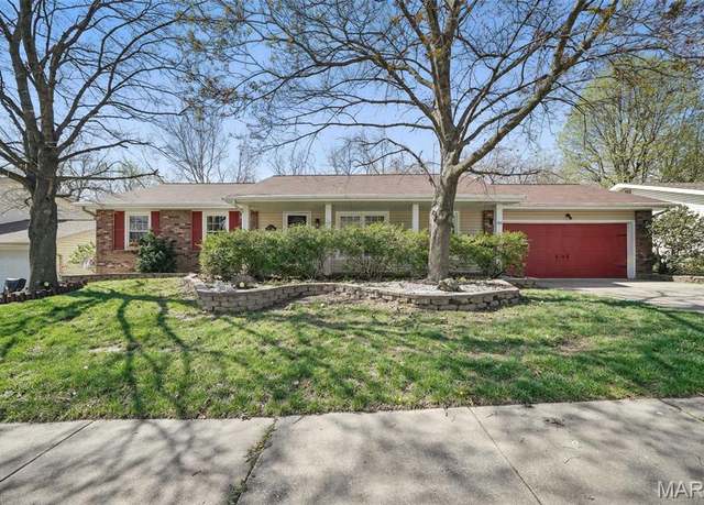 Property at 3301 Lightfoot Dr, St Charles, MO 63301, 3 beds, 2 baths