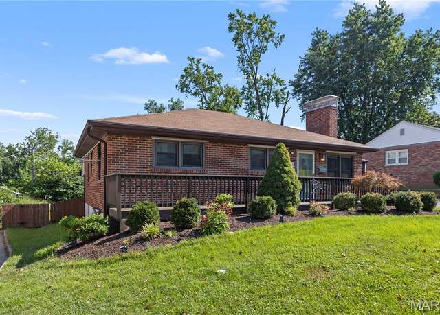 Property at 8619 White Ave, Brentwood, MO 63144, 3 beds, 2 baths