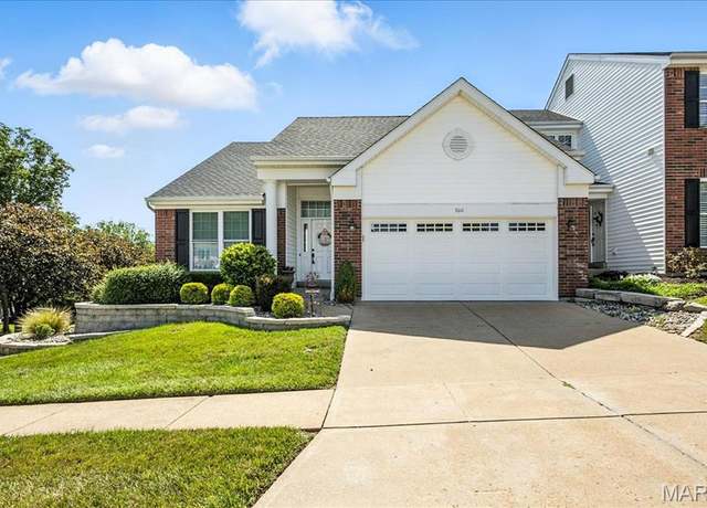 Property at 500 Hilltop Townes Dr, Eureka, MO 63025, 3 beds, 3 baths