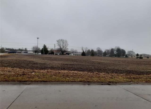 Property at 140 Corporate Dr, Swansea, IL 62226