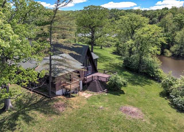 Property at 3553 Evergreen Dr, Catawissa, MO 63015, 3 beds, 2 baths