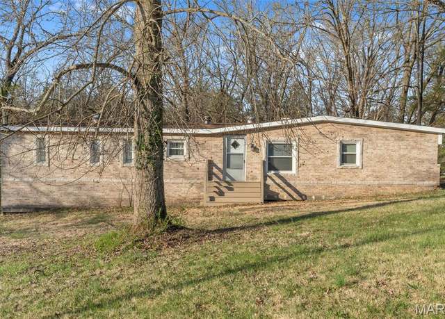 Property at 343 Del Vista Dr, Villa Ridge, MO 63089, 2 beds, 1 bath