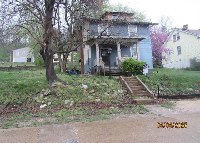 Property at 905 Tennessee St, Louisiana, MO 63353, 3 beds, 1 bath