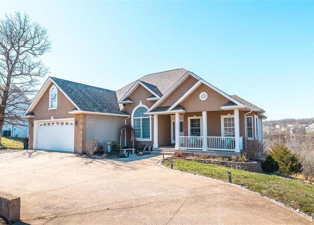 Property at 135 Ridgeview Dr, St Robert, MO 65584, 6 beds, 4 baths