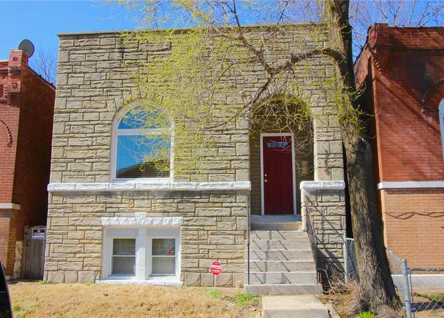 Property at 3239 Oregon Ave, St Louis, MO 63118, 2 beds, 1 bath
