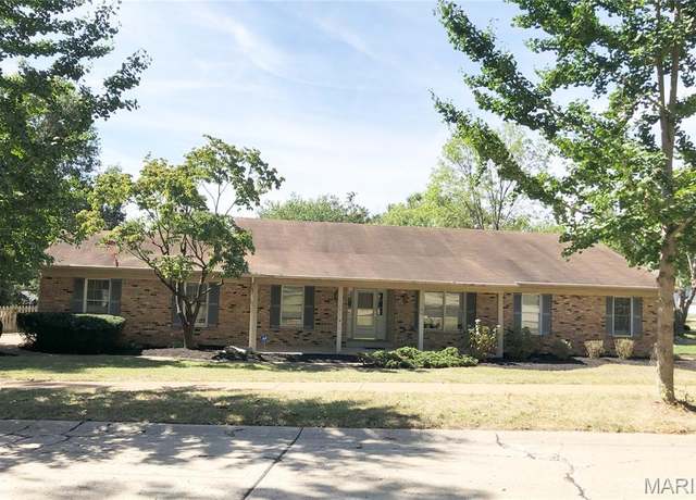Property at 14112 Glen Cove Dr, Chesterfield, MO 63017, 3 beds, 2 baths