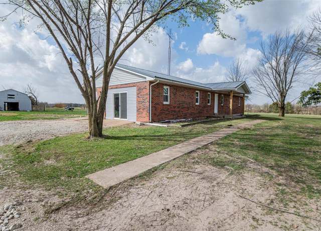 Property at 22803 Maries Rd 468, Belle, MO 65013, 4 beds, 2 baths