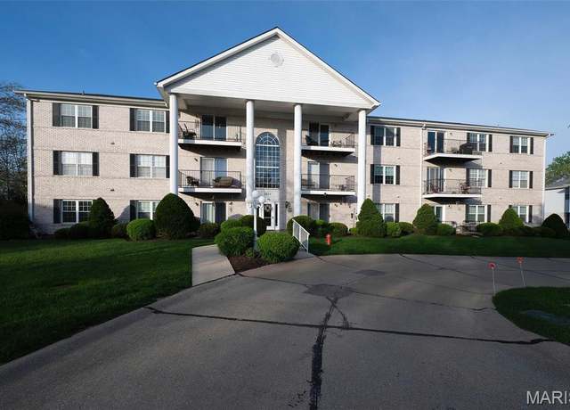 Property at 3624 Colonia Place Dr Unit D, St Louis, MO 63125, 2 beds, 2 baths