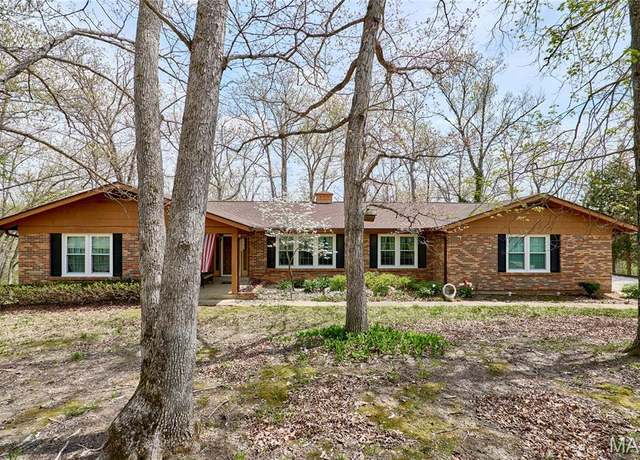 Property at 26168 Ridgetrail Dr, Warrenton, MO 63383, 3 beds, 3.5 baths