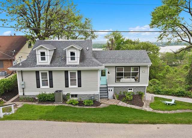 Property at 1219 Exchange St, Alton, IL 62002, 3 beds, 2 baths