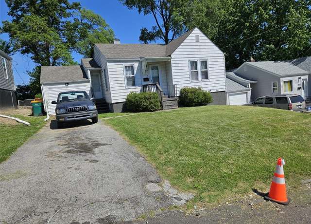Property at 8813 Wiedle Pl, Jennings, MO 63136, 3 beds, 1 bath