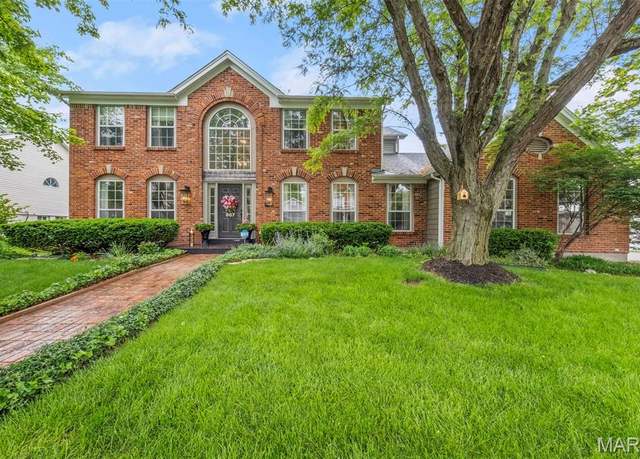 Property at 967 Weatherstone Dr, St Charles, MO 63304, 4 beds, 3 baths