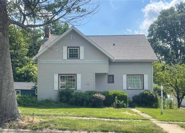 Property at 516 N Elm, Greenville, IL 62246, 3 beds, 2 baths