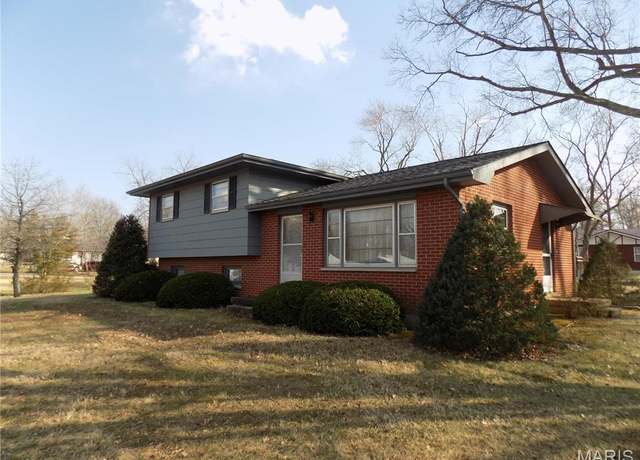Property at 520 E 72 Hwy, Arcadia, MO 63621, 3 beds, 2 baths