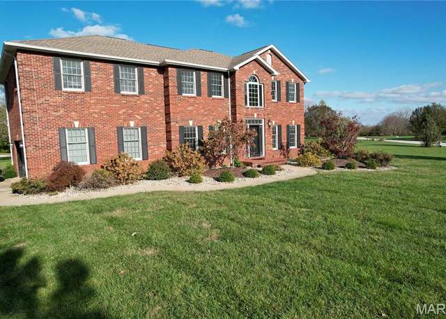 Property at 334 Spring Lake Rd, Millstadt, IL 62260, 4 beds, 2.5 baths