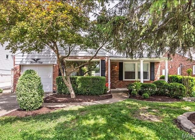 Property at 1350 Monier Pl, Glendale, MO 63122, 2 beds, 1 bath