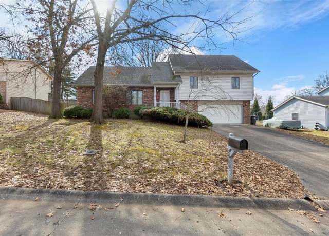 Property at 2013 Lee Dr, Cape Girardeau, MO 63701, 5 beds, 3 baths