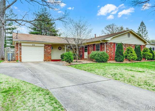 Property at 514 Buena Vista St, Edwardsville, IL 62025, 3 beds, 2 baths