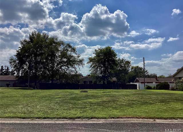 Property at 103 Draco Dr, Freeburg, IL 62243