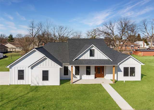 Property at 115 S Taylor St, Red Bud, IL 62278, 2 beds, 2 baths