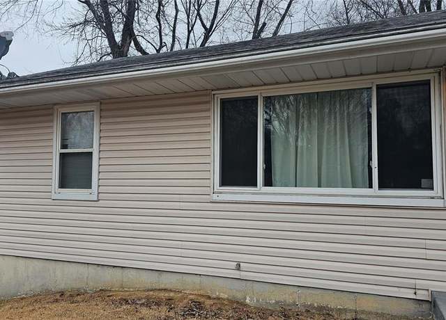 Property at 5932 Brand Ave, St Louis, MO 63135, 2 beds, 1 bath