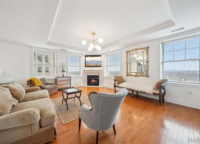 Property at 232 N Kingshighway Blvd #1407, St Louis, MO 63108, 1 bed, 1 bath
