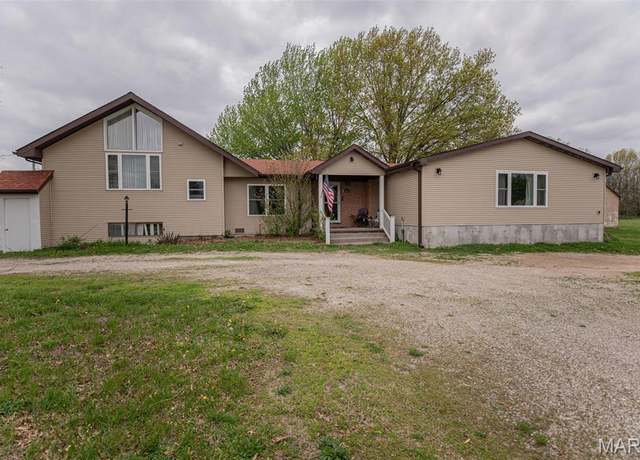 Property at 35785 Highway 28 W, Belle, MO 65013, 3 beds, 2.5 baths