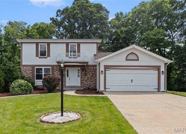Property at 4 Edgecrest Ct, Unincorporated, MO 63376, 3 beds, 2.5 baths