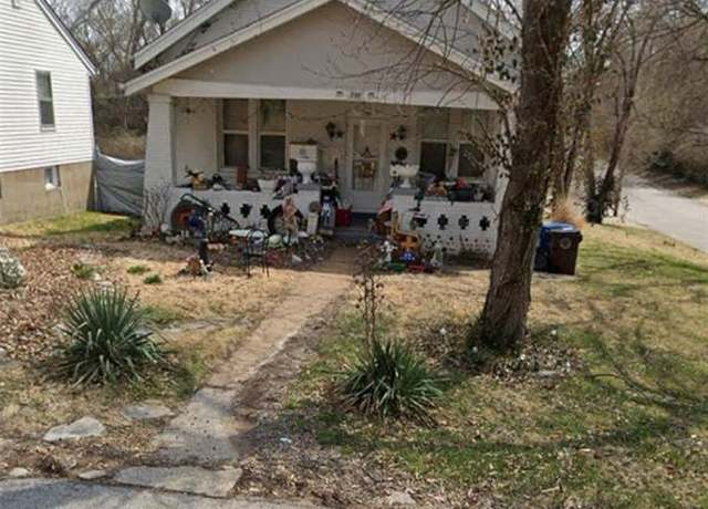 Property at 720 Tiffin Ave, Ferguson, MO 63135, 3 beds, 2 baths