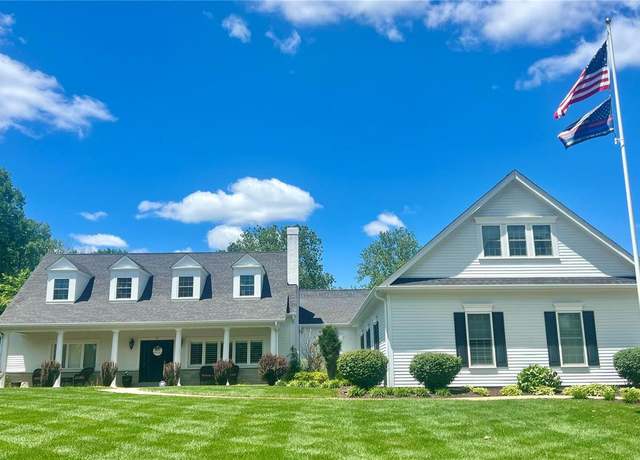 Property at 1805 N Ballas Rd, Des Peres, MO 63131, 5 beds, 5.5 baths