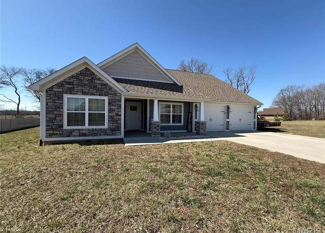 Property at 379 Lakeview, Cape Girardeau, MO 63701, 3 beds, 2 baths