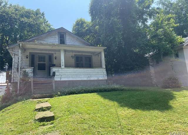 Property at 856 Marshall Ave, Webster Groves, MO 63119