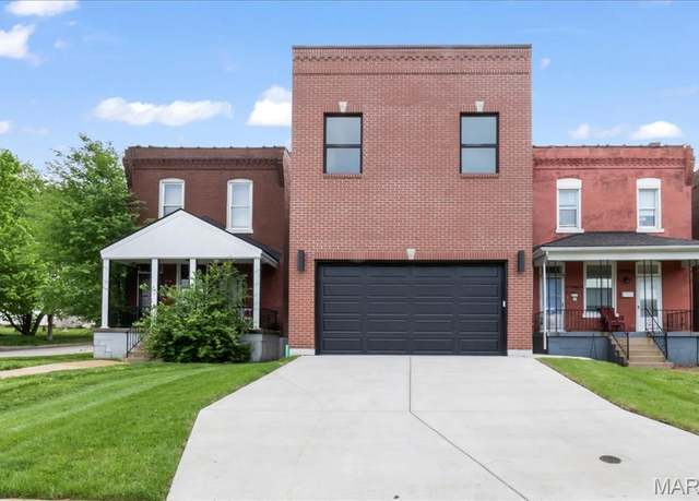 Property at 2732 S 59th St, St Louis, MO 63139, 3 beds, 2.5 baths