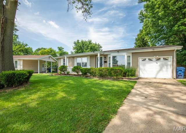 Property at 540 Lula Dr, Florissant, MO 63031, 3 beds, 1.5 baths
