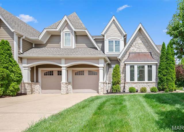 Property at 411 Maple Rise Path, Chesterfield, MO 63005, 4 beds, 4.5 baths
