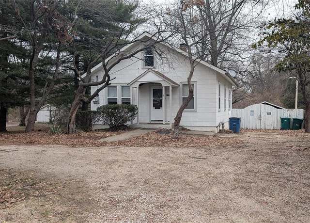 Property at 12532 Bellefontaine Rd, St Louis, MO 63138, 3 beds, 2 baths