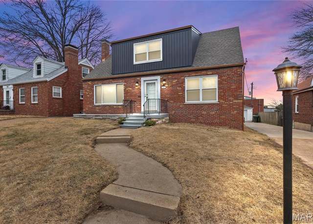 Property at 5807 Columbia Ave, St Louis, MO 63139, 5 beds, 2 baths